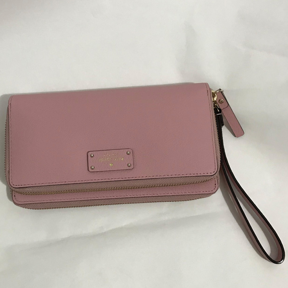 kate spade Handbags - NEW Kate Spade Pink Wristlet Wallet